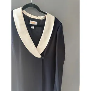 Talbots Vintage Tuxedo Wrap Dress Black Cream Silk Trim Shawl Collar Size 8 thumbnail 3