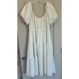 ASTR The‎ Label White Textured Puff Sleeve Tiered Midi Dress ADR100877 Womens XS thumbnail 2