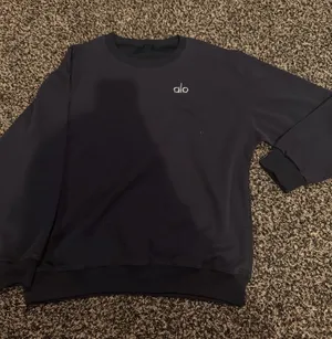 Alo Crewneck sweatshirt thumbnail 1