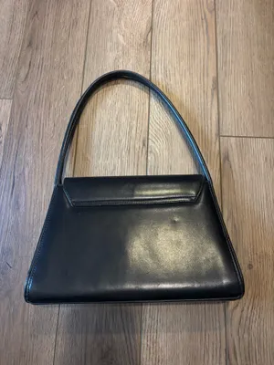 Black shoulder bag thumbnail 2