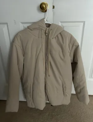 Amazon Brown Puffer Hooded Jacket thumbnail 2
