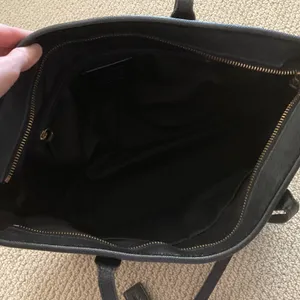Coach Black Leather Tote Shoulder Bag Zip Top A1978-F58846 Strap Flaw GUC thumbnail 9