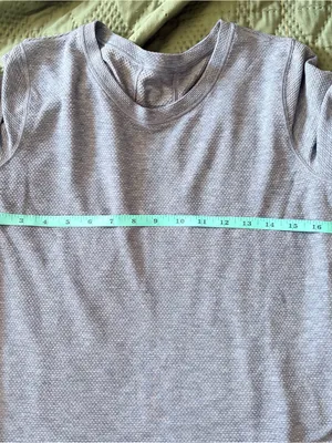 Lululemon Long Distance Short Sleeve Running Shirt Grey Heathered thumbnail 5