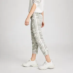 Mother The Shaker Chop Crop Fray Pants Womens 25 Camo Stripe Desert Print thumbnail 3