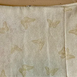 LE LIS | Cream Butterfly Print Faux Suede Mini Skirt Sz S thumbnail 3