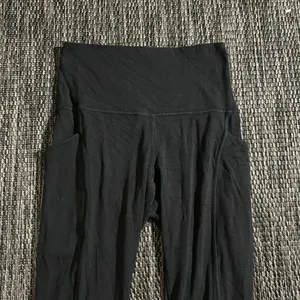 Lululemon Align Legging High Rise Crop with Pockets 23" Nulu Size 4 thumbnail 3