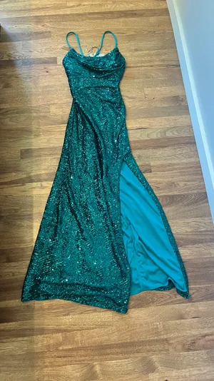 Emerald Green Prom Dress Size M thumbnail 3