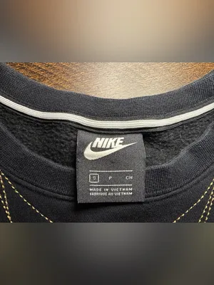 Nike Sweatshirt Womens Small Black Embroidered Gold Chain Necklace Crew Neck thumbnail 3
