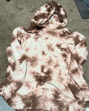 Lululemon Hoodie thumbnail 1