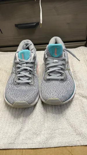 ASICS GT 1000 Women’s 10 Wide Running Shoes Piedmont Gray Biomint thumbnail 2