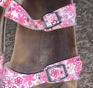 Birkenstock woman size 9 sandal floral thumbnail 2