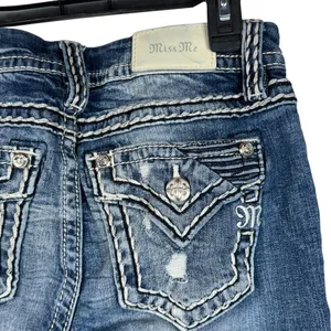 Miss Me SZ 26 Mid-Rise Boot Jeans Distressed Whiskered Stretch Zip-Fly Pockets thumbnail 8