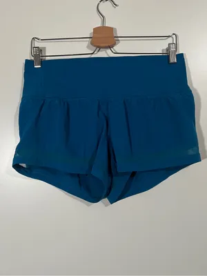 Lululemon Pace Perfect Shorts in Whirlpool Blue Size 8 Brief-Lined 3” thumbnail 3