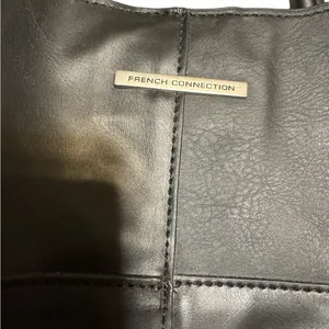 🖤 French Connection Black‎ Penny Convertible Crossbody Tote Bag 🖤 thumbnail 4