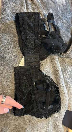 Avidlove Black Lacey bra thumbnail 1