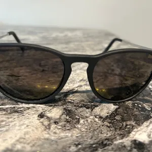 Stylish Black Sunglasses thumbnail 4