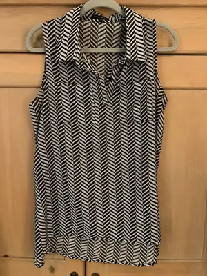 Black And White Dress Shirt thumbnail 1