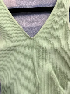 Comfort Cove Clothing Light Green Ribbed V-Neck Cropped Tank Top thumbnail 2