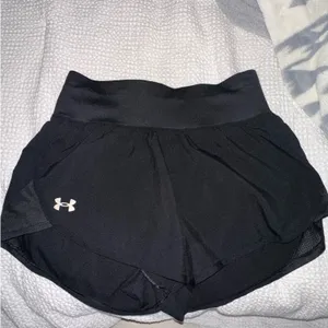 Under Armour Shorts Athletic thumbnail 1