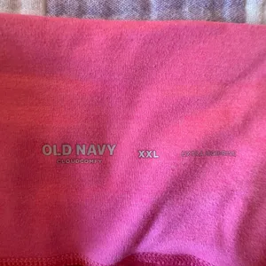 Old Navy Women's Bright Pink Bike Shorts thumbnail 3
