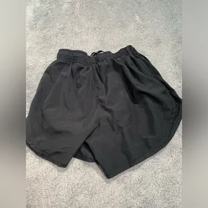 Nike black shorts XS thumbnail 7