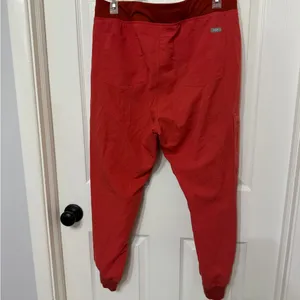 FIGS Clay red‎ Zamora large petite Jogger Scrub Pants thumbnail 8