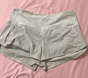 Lululemon High-Rise Speed Up Shorts 2.5” thumbnail 1