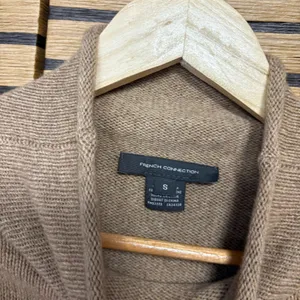 French Connection‎ Tan And White Turtle Neck Sweater Size Small thumbnail 6