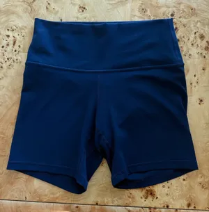 Align High-Rise Lululemon Shorts 6" thumbnail 1