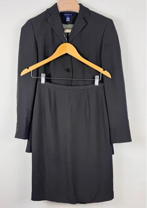 Ann Taylor Vintage Black Skirt Suit Set Blazer Pencil Skirt Size 4 Career thumbnail 1