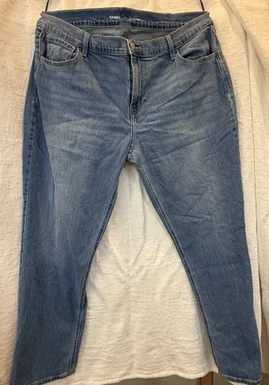 Mid-Rise Old Navy Jeans thumbnail 1