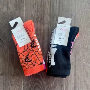 VS PINK 2025 Halloween Crew Socks Embroidered Glow in Dark Spooky 4 Pairs NEW thumbnail 2