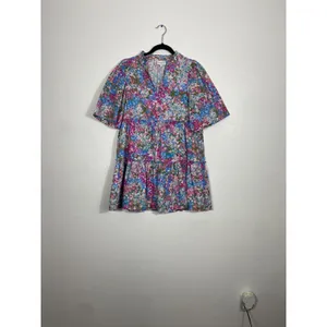 Sugarlips Women’s Floral Shift Dress With Split Neck Size XS thumbnail 6