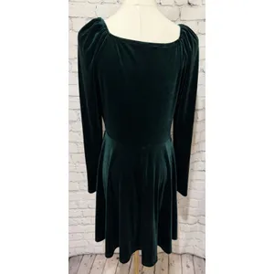 NWT Cupshe dark green velvet long-sleeve wrap-style flare dress V-neckline M thumbnail 5