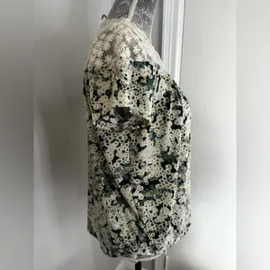 LC Lauren Conrad Top with Daisy White Lace Yoke. Mini Floral Print. Soft, Flowy. thumbnail 13