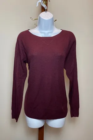 American Eagle Sweater Size S Burgundy Knit Crew Neck Long Sleeve Rib Trim NWT thumbnail 1