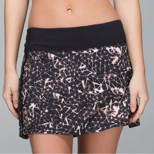 Lululemon Pace Rival Skirt Sugar Crush Multi Black Size 6 Regular thumbnail 2