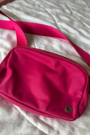 Lululemon Fanny Crossbody thumbnail 1