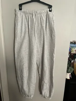 Old Navy Joggers thumbnail 1