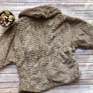 Faux fur jacket thumbnail 2