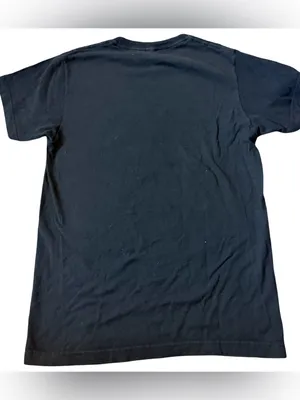Billie Eilish Hand to Face T-Shirt | Small 💚 thumbnail 4