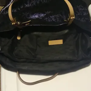 Michael Kors Black Tote Bag thumbnail 7