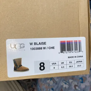 Women’s UGG Blaise Chesnut Sheepskin Boots thumbnail 5
