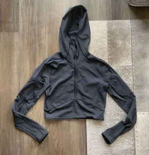 Lululemon cropped half zip athletic hoodie In Black thumbnail 1