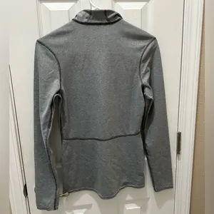 PATAGONIA Capilene base layer shirt size XS 1/4 zip gray thumbnail 9