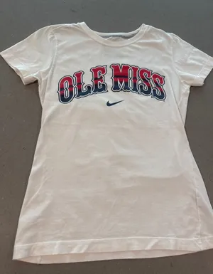 Nike Ole Miss Rebels T Shirt‎ Womens Small Slim Fit Collegiate NCAA thumbnail 1