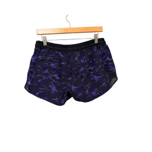 Lululemon Hotty Hot Short II 2.5 Purple Black Camo Low Rise Running Short Size 8 thumbnail 3