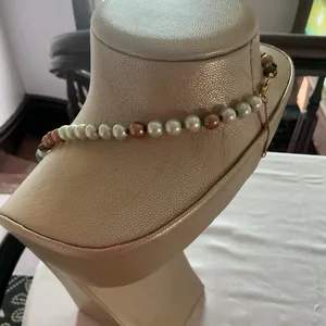 Beaded Necklace with Glass & Faux Pearl Accent thumbnail 7