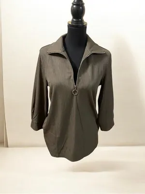 Women's Olive Quarter thumbnail 2