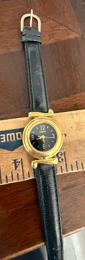 Guess Watch Needs Batteries thumbnail 1